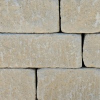 Mauerstein Gutshof MB16 bossiert 15 cm kreide (0,9m&sup2;/Lage - 3,6m&sup2;/Pal) / m2